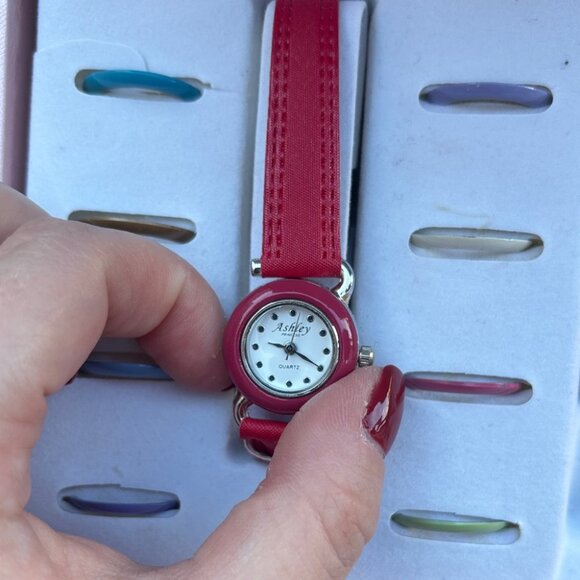Vintage Ashley Princess Interchangeable Wrist Watch Bands & Faces In Box - Picture 3 of 8